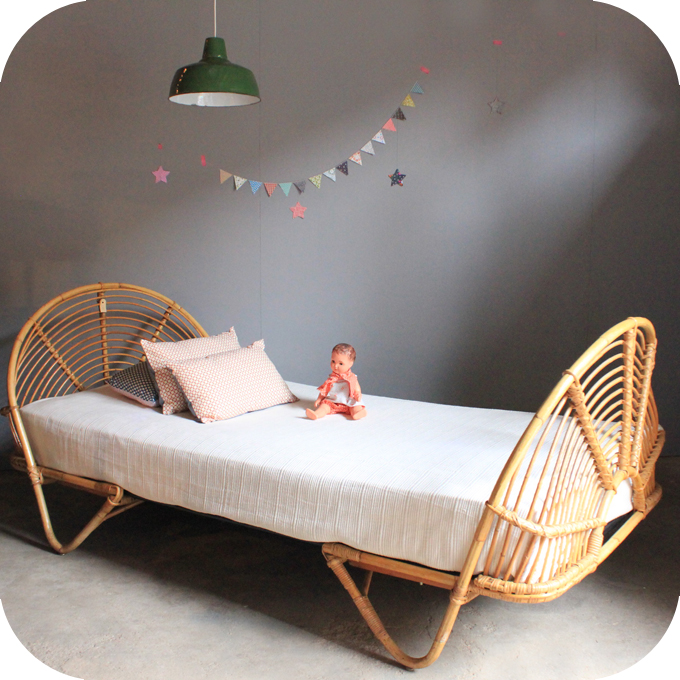 Lit enfant rotin vintage - C412