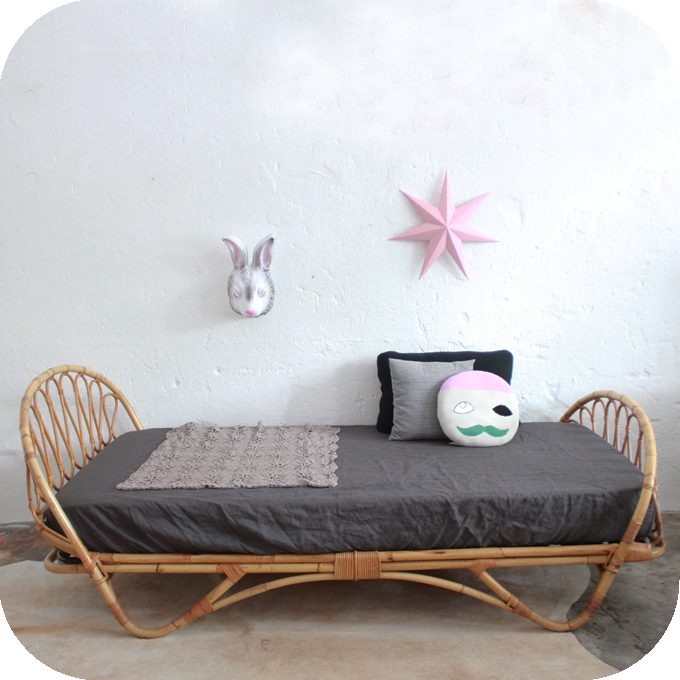 Lit enfant rotin vintage - D496