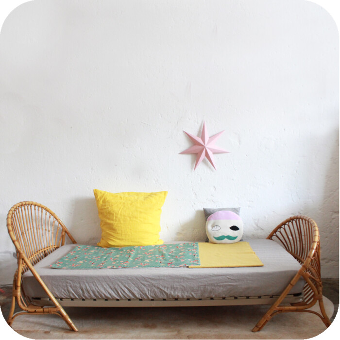 Lit enfant rotin vintage - D569