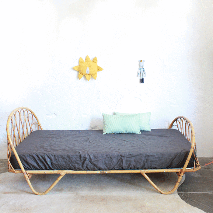 Lit rotin vintage - corbeille - B391