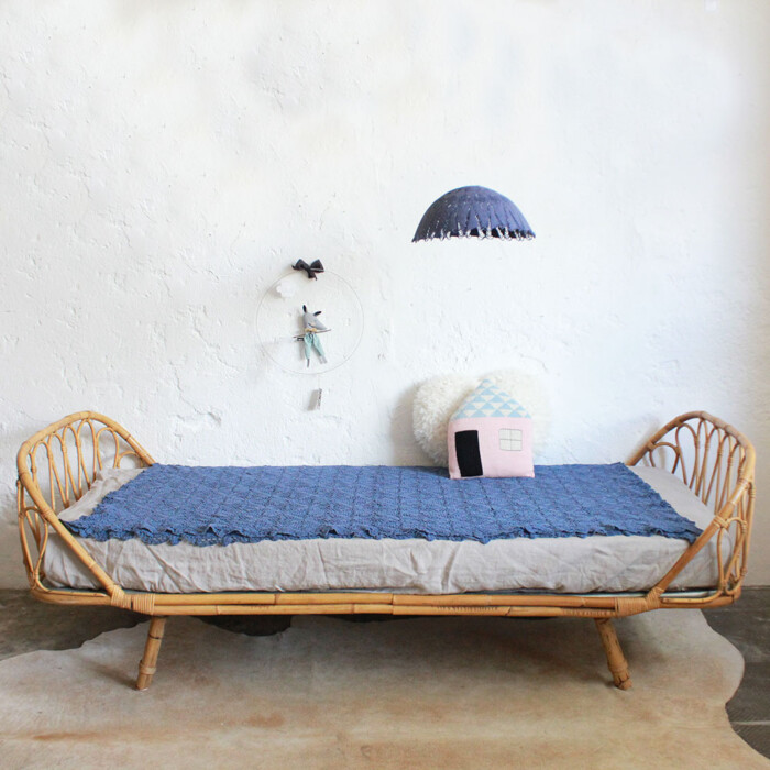 Lit enfant rotin vintage - E565