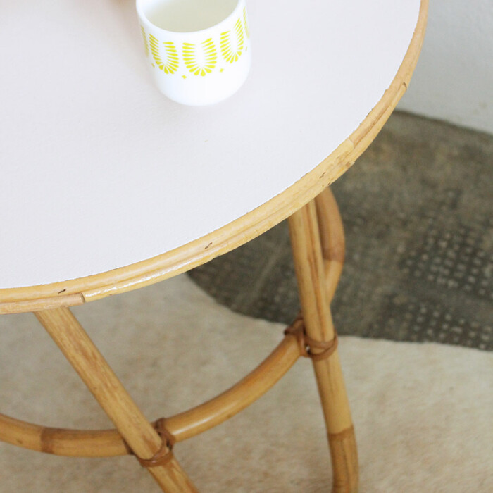 Table basse rotin vintage - tripode - F381 – Image 2