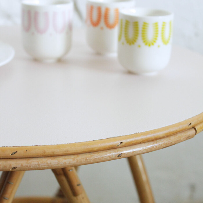 Table basse rotin vintage - tripode - F381 – Image 4
