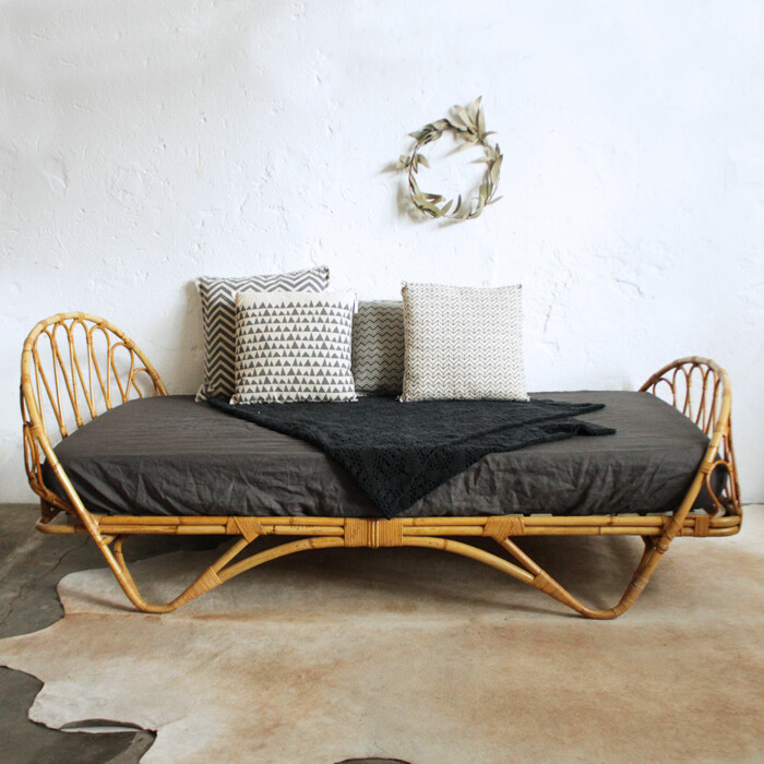 Lit rotin vintage - Corbeille - F655