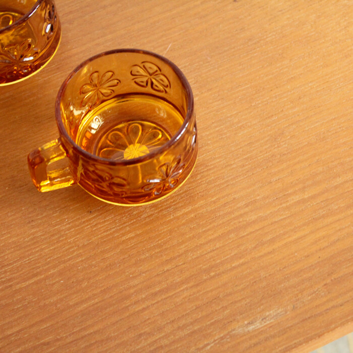 Table d'appoint vintage - G775 – Image 7