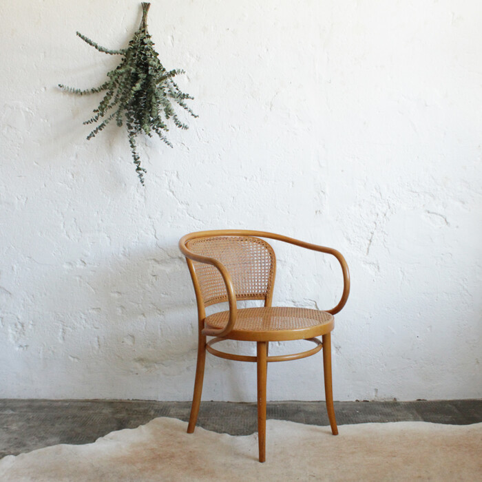 Fauteuil canné type Thonet - H276 – Image 4