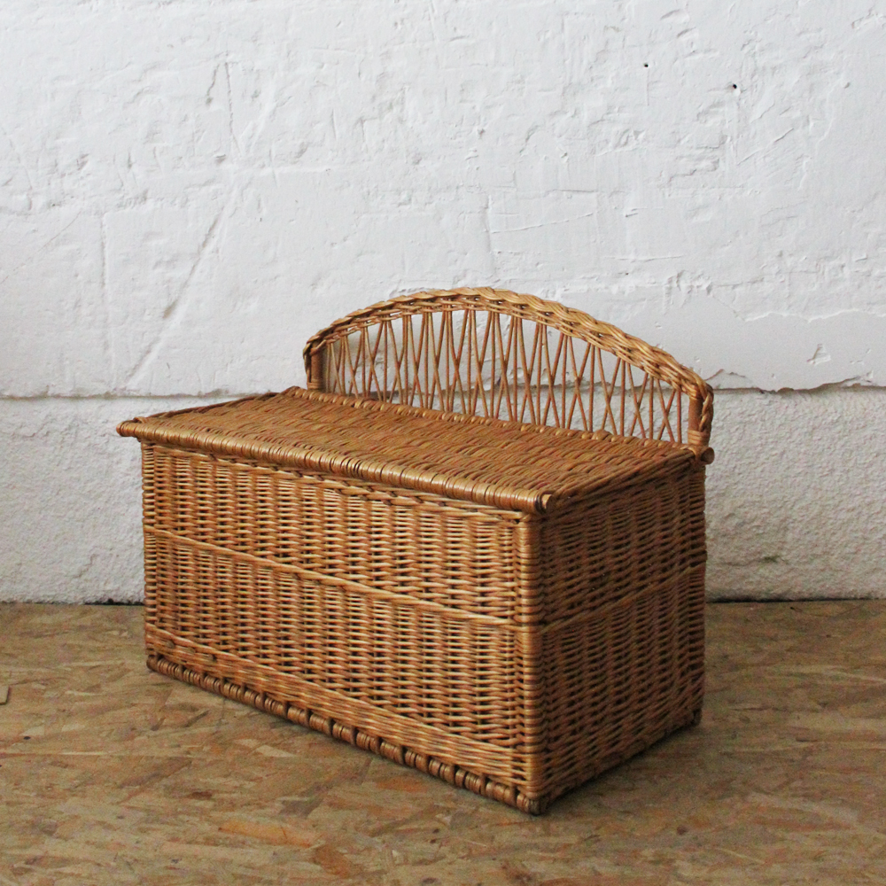 Ancien Banc Coffre à Jouets en Osier - Vintage French Finds