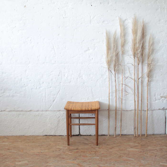 Tabouret canné vintage - I672
