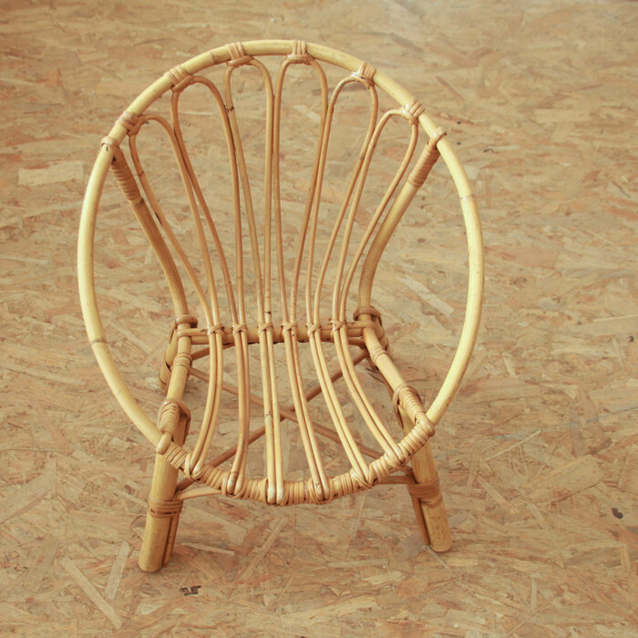 Fauteuil rotin enfant vintage - J302 – Image 3