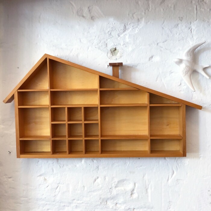 Maisonnette murale vintage - K147