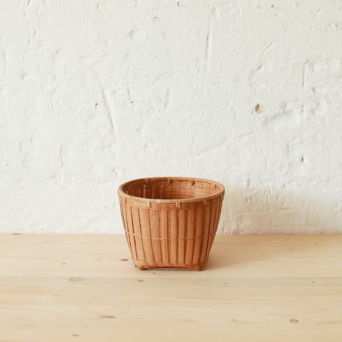 Cache pot fibres naturelles vintage