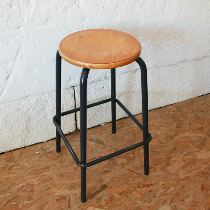 Tabouret d'atelier vintage - K210 – Image 3