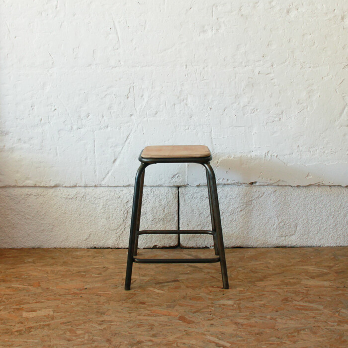Tabouret d'atelier vintage - D255 – Image 2