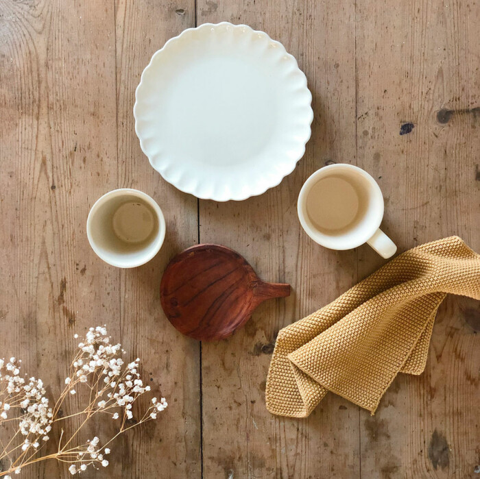 Assiette céramique Fleur crème – Image 5