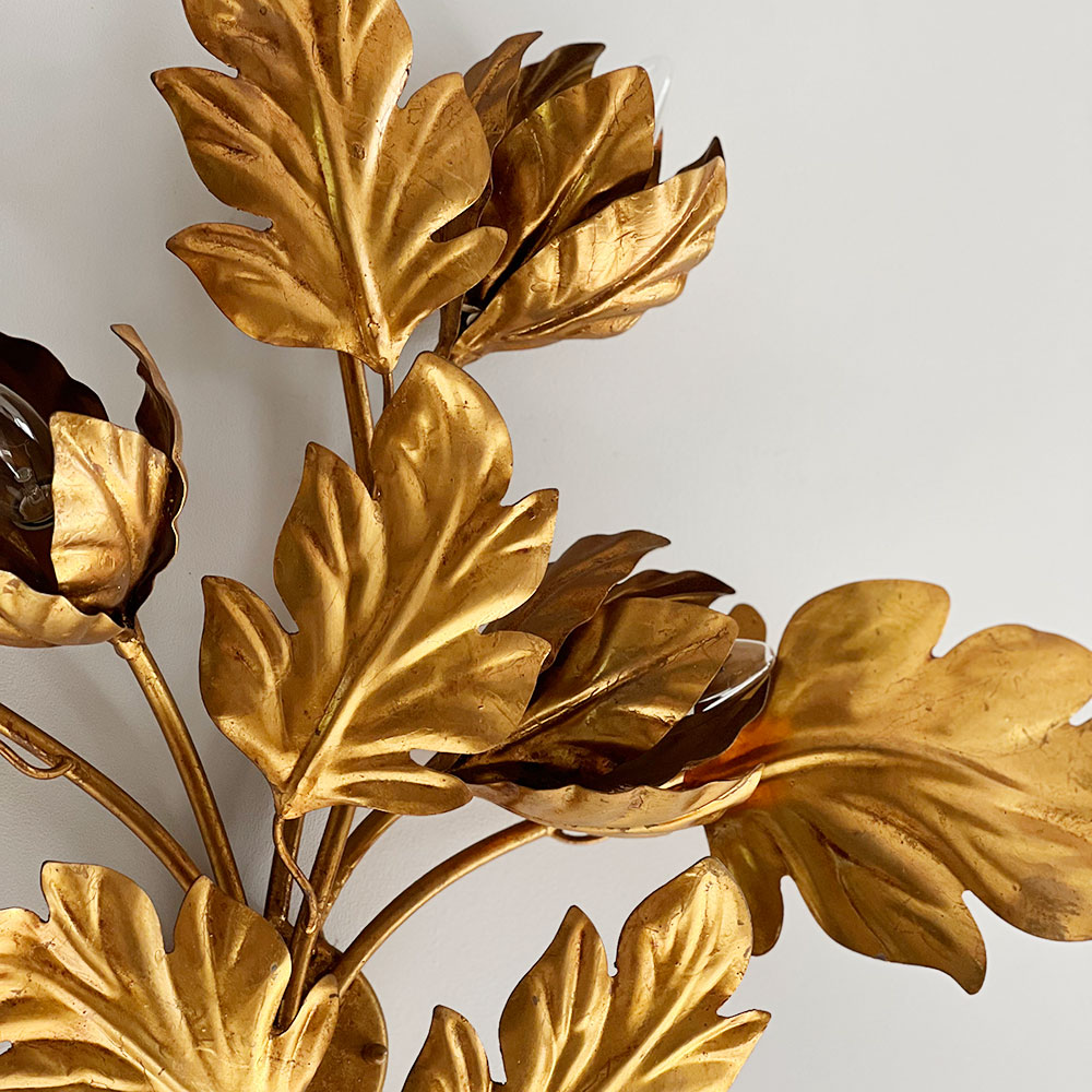 Applique florale en métal doré - Hans Kögl – Image 3