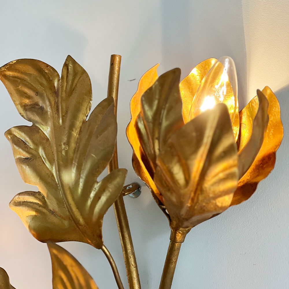 Applique florale en métal doré - Hans Kögl – Image 4