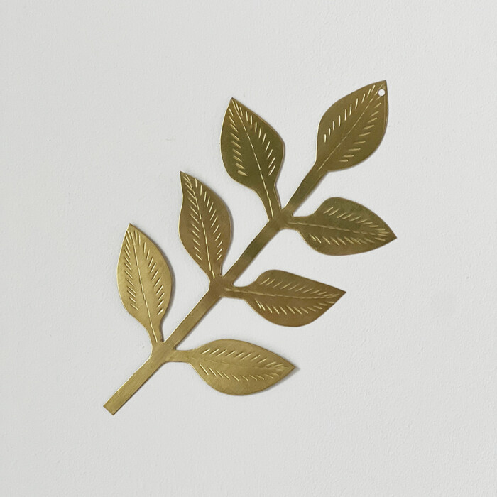 Feuille pleine eucalyptus fil de laiton