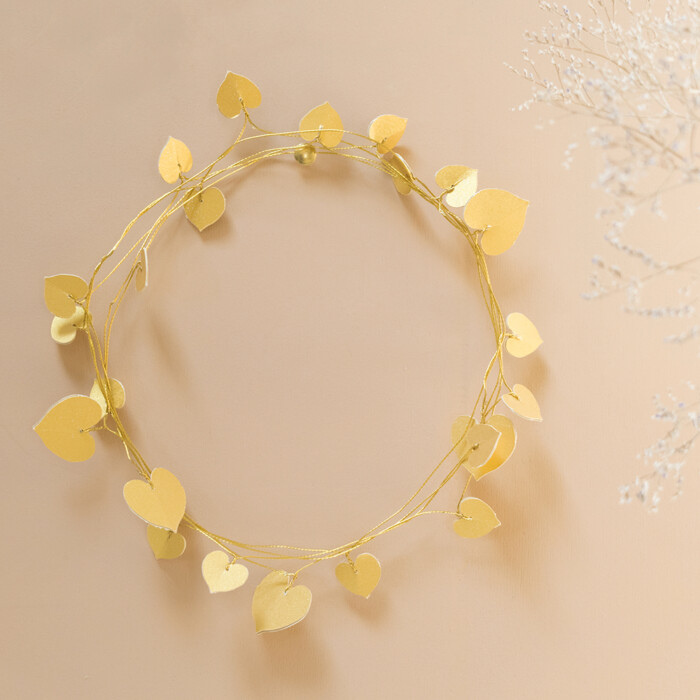 Couronne filaire Chaine de coeurs