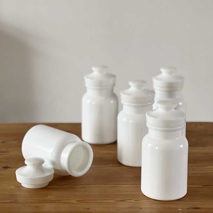Bocal Nestlé verre opalin blanc Vintage