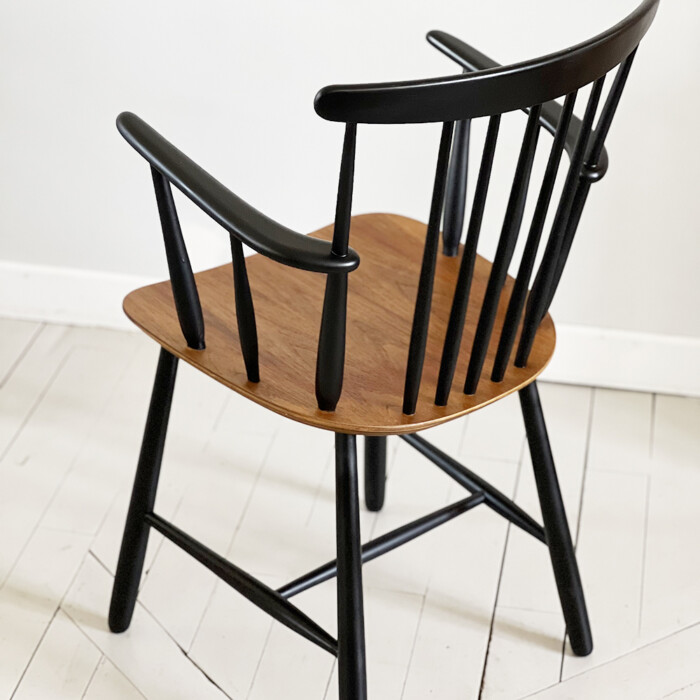 Fauteuil type Tapiovaara avec accoudoirs – Image 4